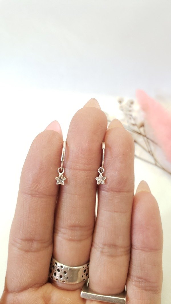 Producto - Aros estrellita strass