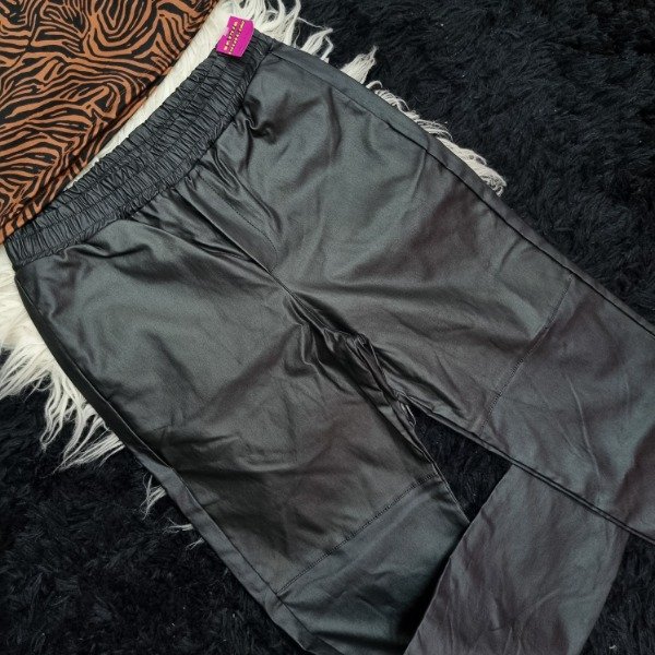 Producto - Babucha Pili Engomada