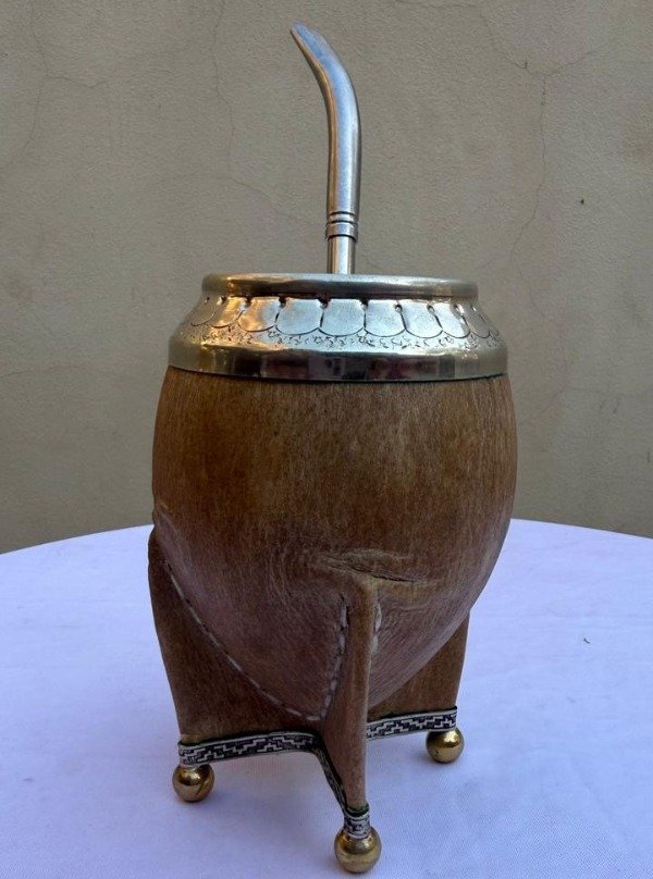 Producto - Torpedo Nat. Virola Cincelada Alpaca + patas