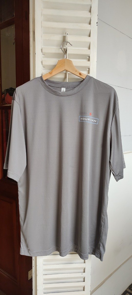 Producto - Remera gris, talle XL