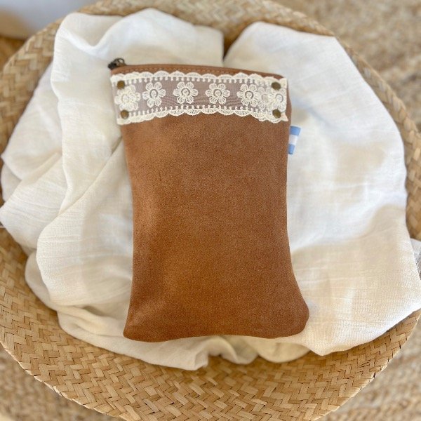 Producto - Yerbera gamuzada bordada - Elena - 0