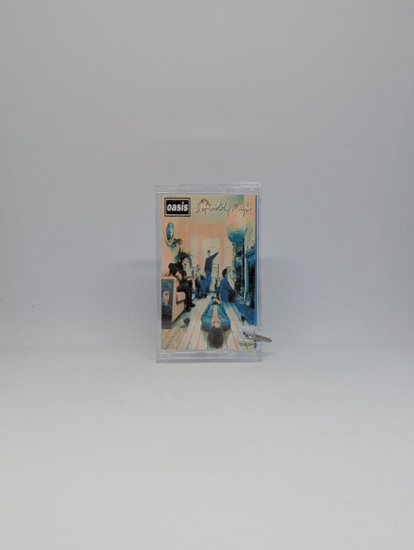 Producto - Definitely Maybe - Llavero Cassette