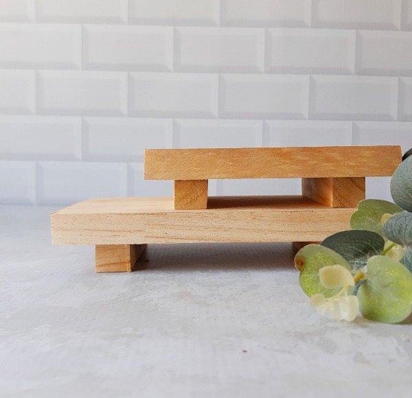 Producto - Alzada de madera mediana