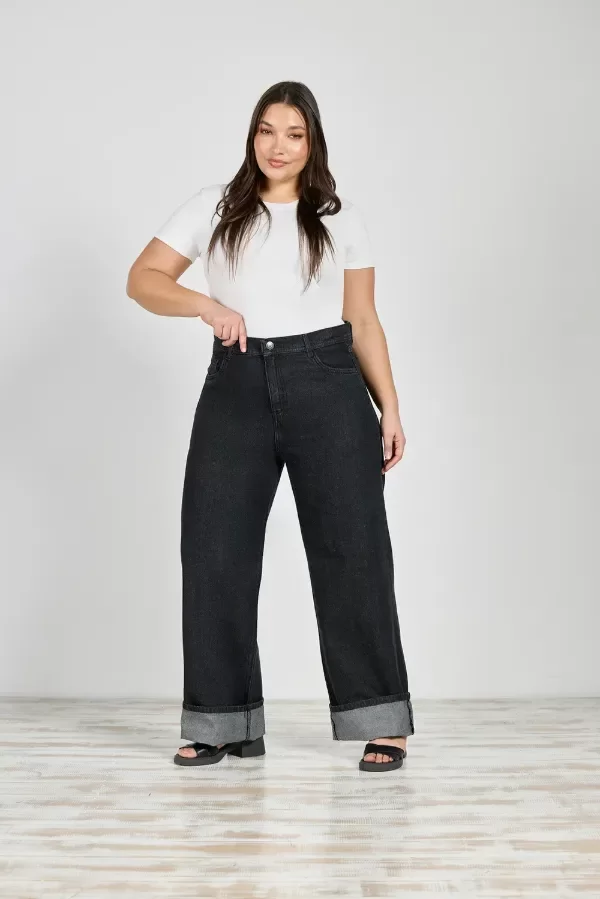 Producto - WIDE LEG CLÁSICO NEGRO DESTROYER RÍGIDO