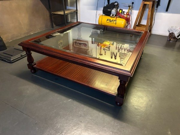 Producto - MESA RATONA DE ROBLE 120x120x40 CON VIDRIO BISELADO. DET DE LUSTRE #11654