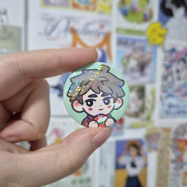 Producto - Pin holográfico Osamu