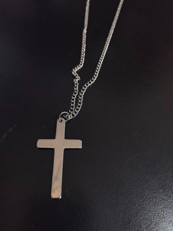 Producto - COLLAR CRUZ PLATEADA