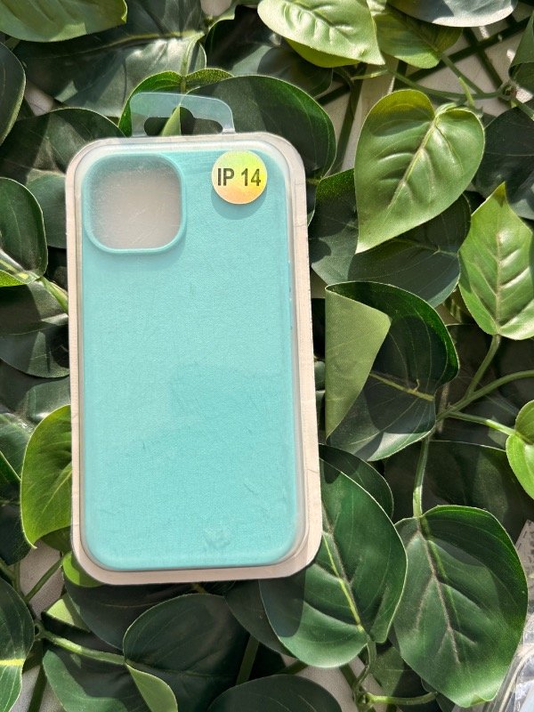 Producto - Silicona Celeste /Iphona 14
