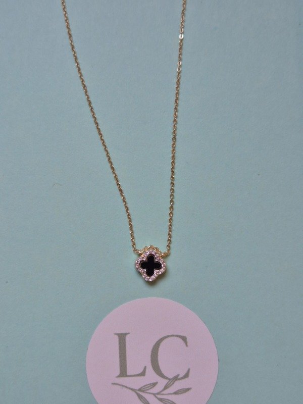 Producto - Collar trébol pequeño negro strass