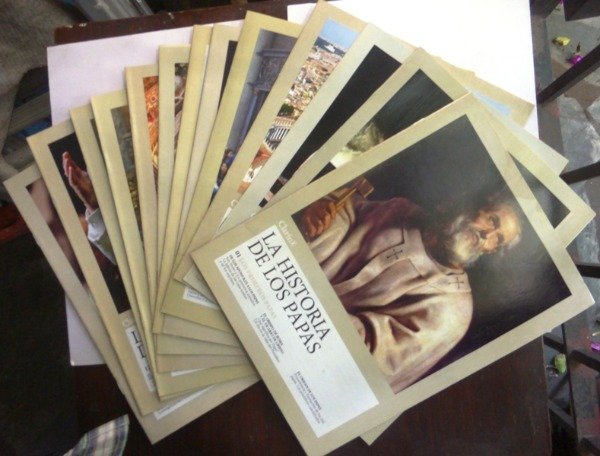 Producto - LA HISTORIA DE LOS PAPAS - 13 FASCICULOS - CLARIN - 2013 - COMPLETA