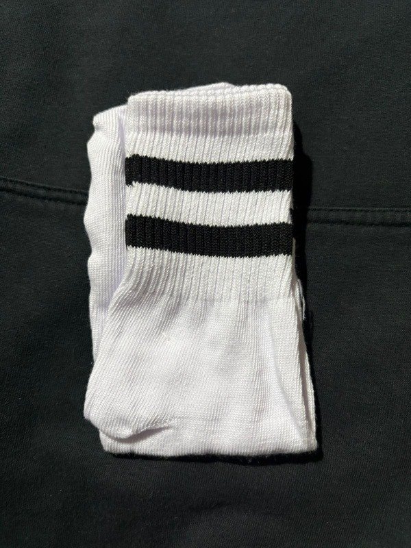 Producto - TENIS A RAYAS
