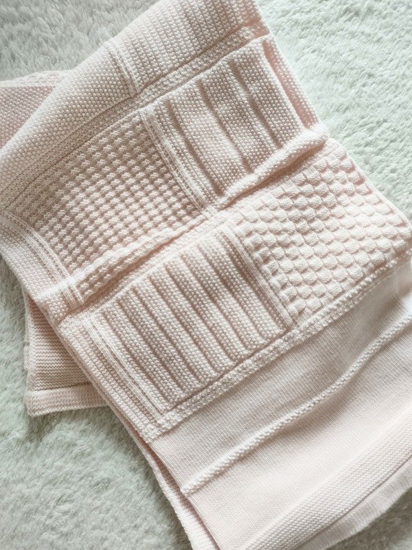 Producto - Tejida de hilo Rosa Patchwork
