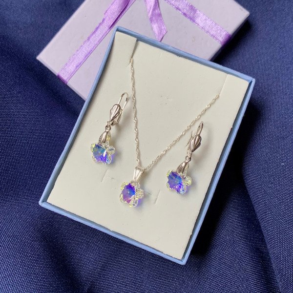 Producto - Combo Para Mamá: Collar con Cristal + Aro Flor