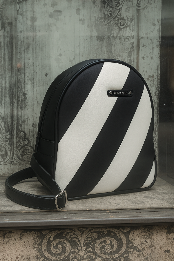 Producto - LoLiTa [Blanco y Negro]