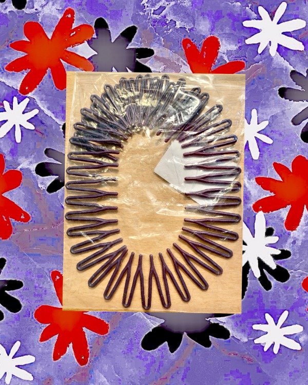 Producto - Vincha plástica dentada Violeta