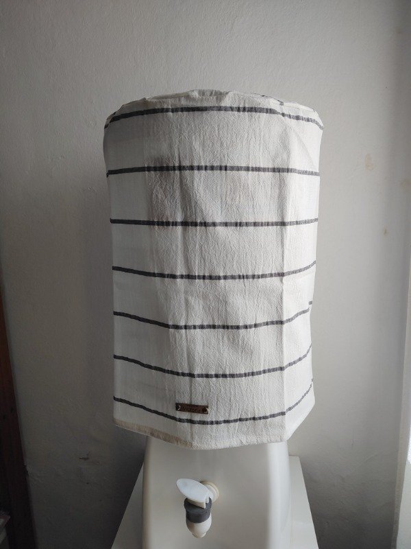 Producto - Cubre bidon 20lts - rayado