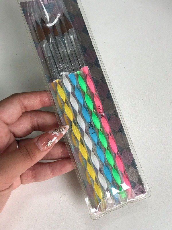 Producto - PINCEL ACRILICO CON REPUJADOR 5PCS