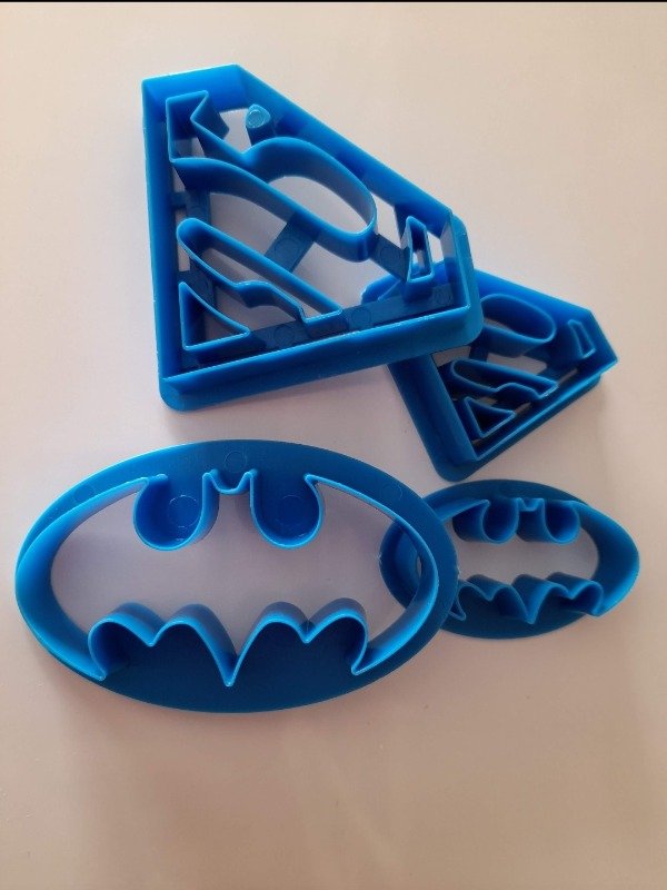 Producto - SET CORTANTE BATMAN SUPERMAN
