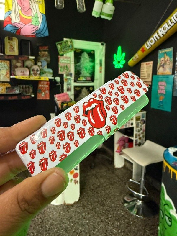 Producto - COVER PAPERS METÁLICO LRC KING SIZE - DISEÑO ROLLING STONE