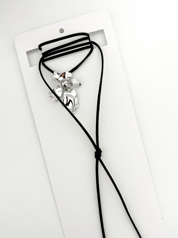 Producto - Collar negro y plateado Glic