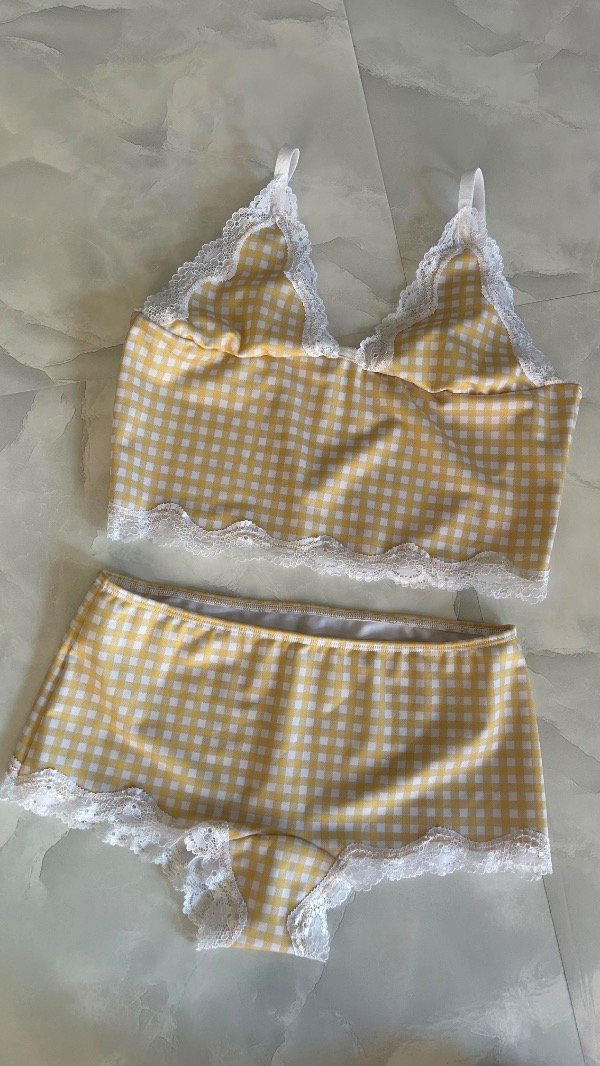 Producto - Set Kylie cuadrille Amarillo