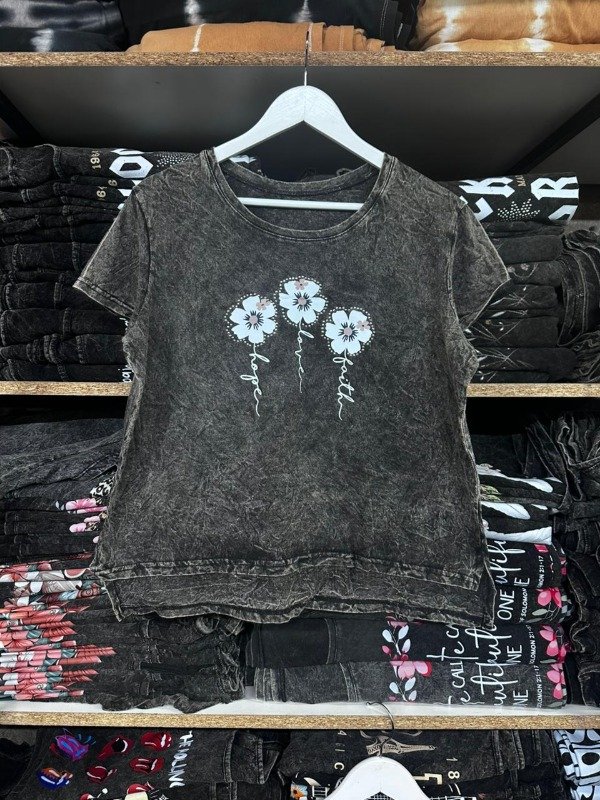 Remera batik strash flor multicolor