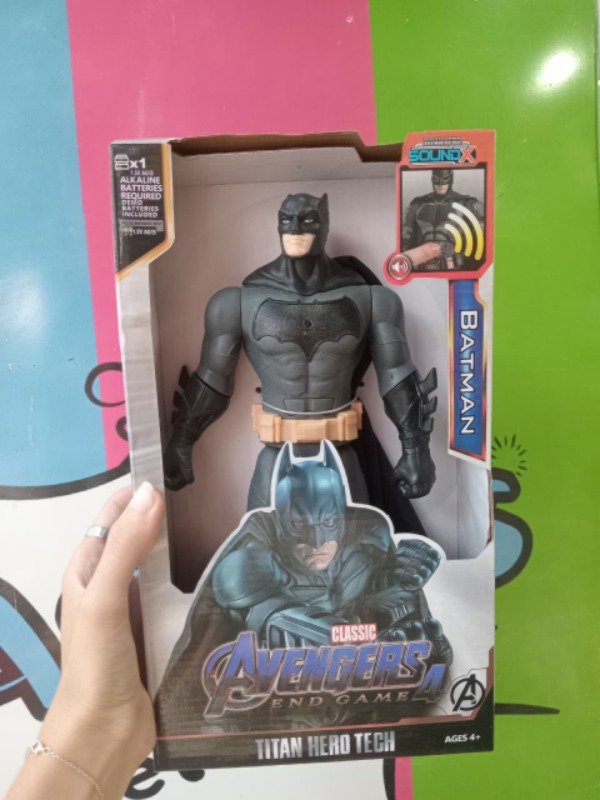 Producto - Figura de Batman con luz y sonido