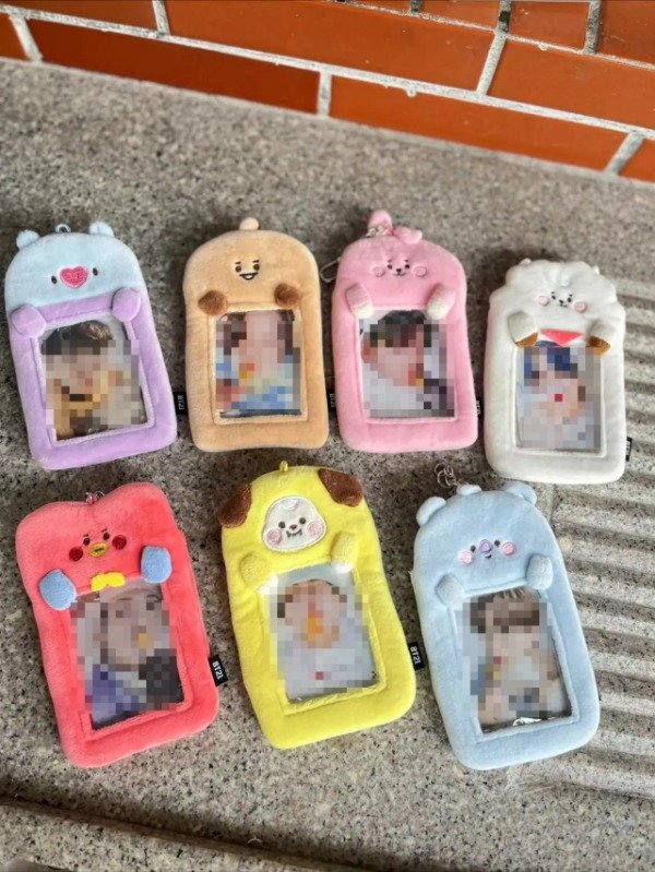 Producto - Holder peluche BT21