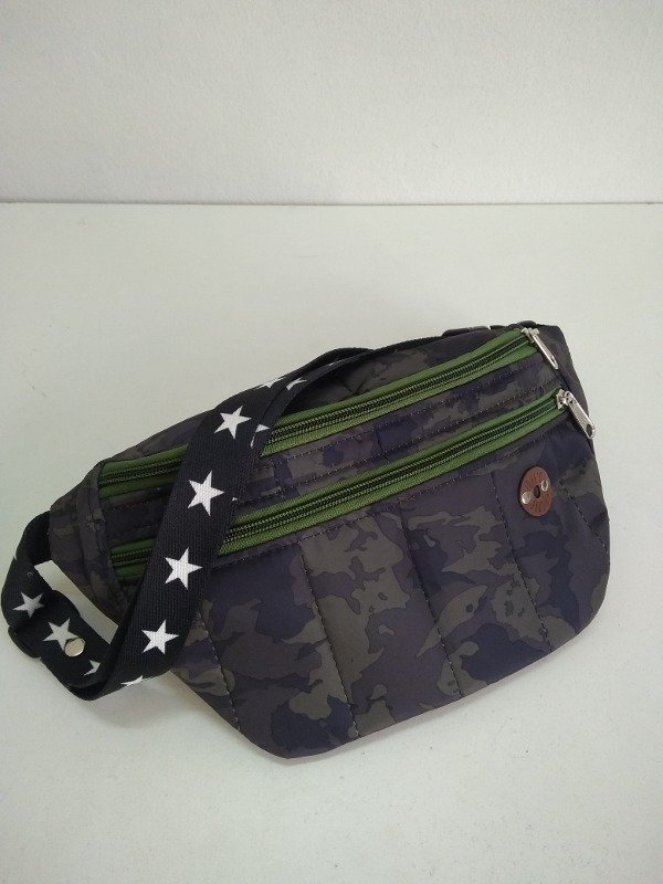 Producto - Riñonera Buenos Aires camuflada/estrellas
