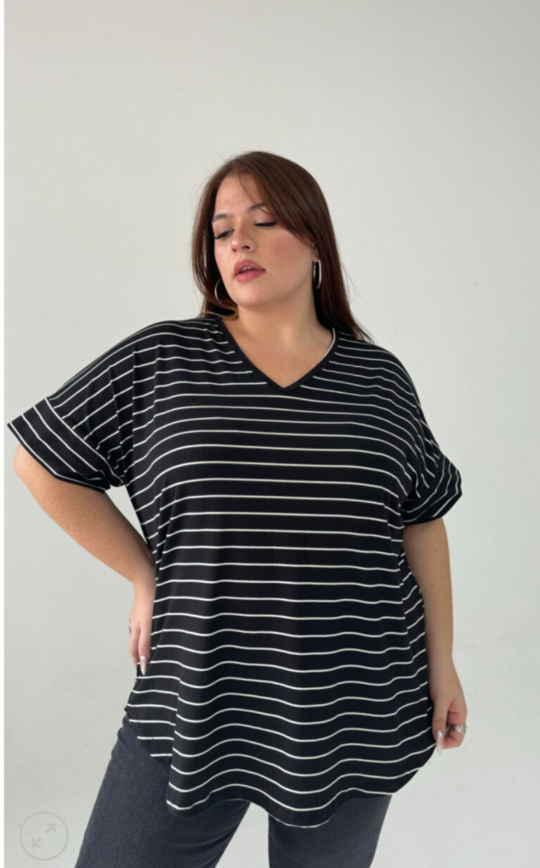 Producto - Remeron Malvi escote V mangas al codo