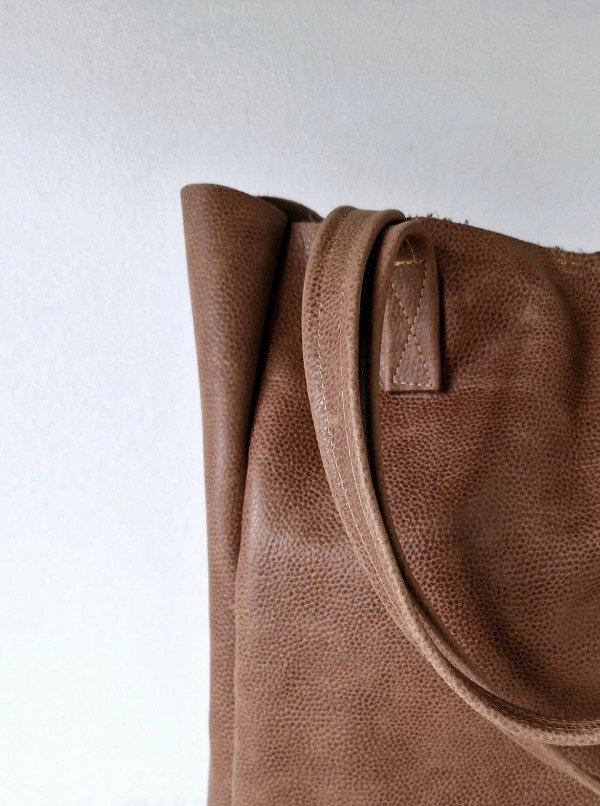 Producto - Cartera Tote cuero marrón chocolate - 1