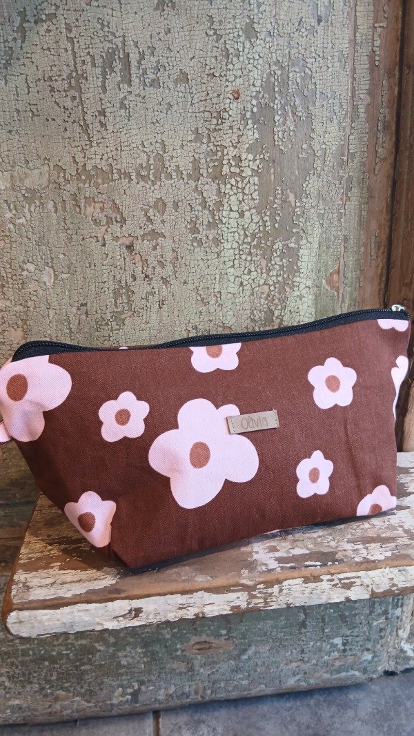 Producto - Cartuchera flor