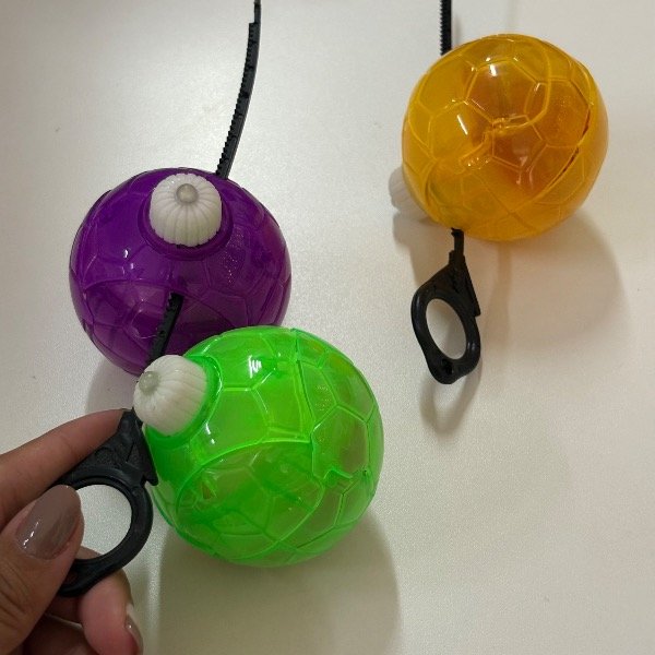 Producto - Trompo Forma Pelota que se abre 7378