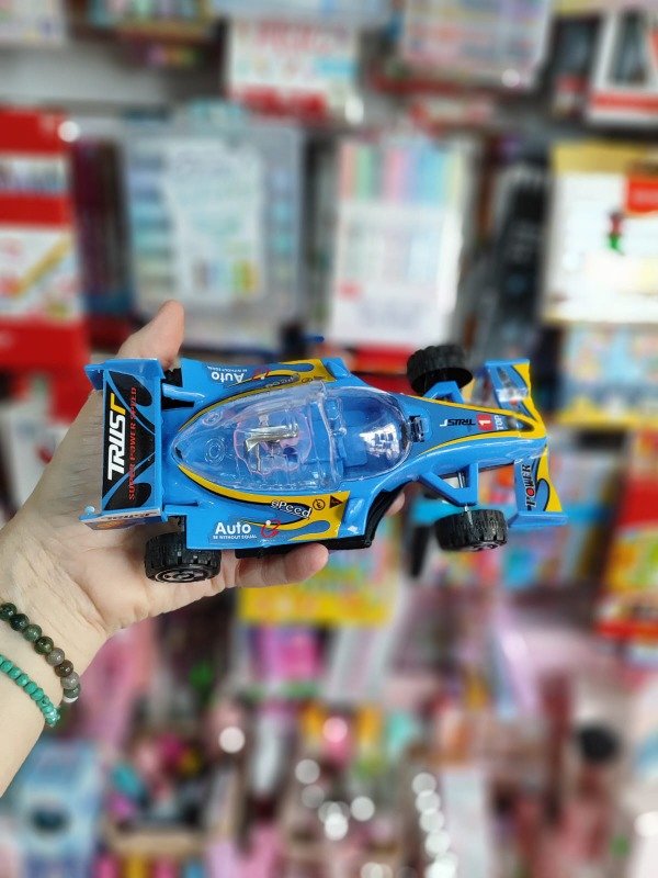 Producto - Auto F1 con Luz - 1