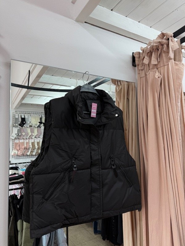 Producto - Chaleco negro