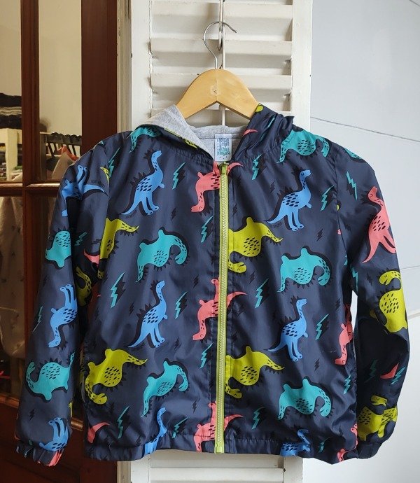 Producto - Campera Rompevientos, talle 8