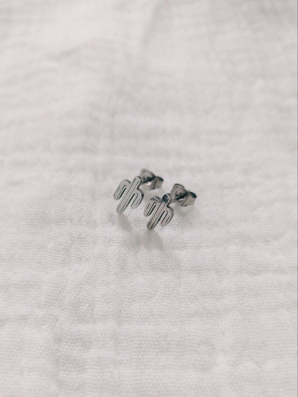 Producto - Arito de acero quirúrgico - Cactus