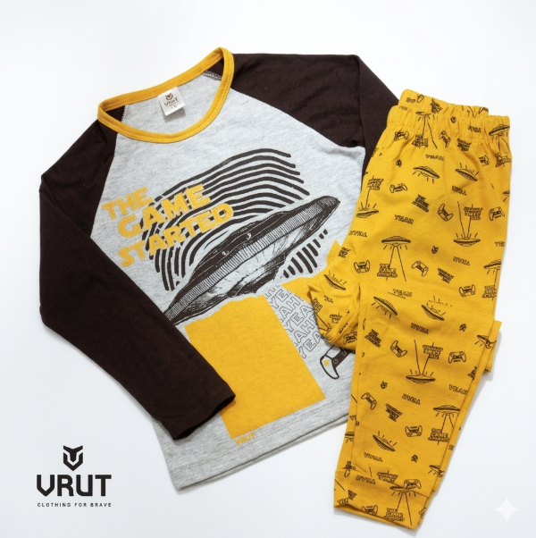 Producto - Pijama Invierno Nene Ovni