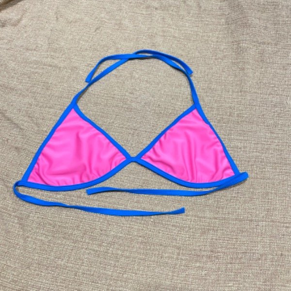 Producto - Triangulito Rosa borde Azul (Talle 4)