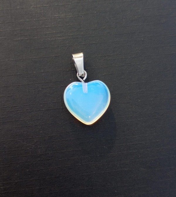 Producto - Dije de Corazón de Piedra Lunar