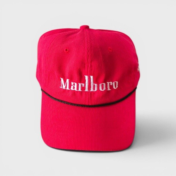 Producto - Gorra Corderoy Marlboro (Dad Hat)