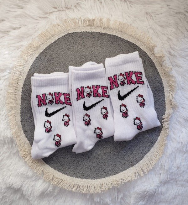Producto - Nike + pipa + patron kitty