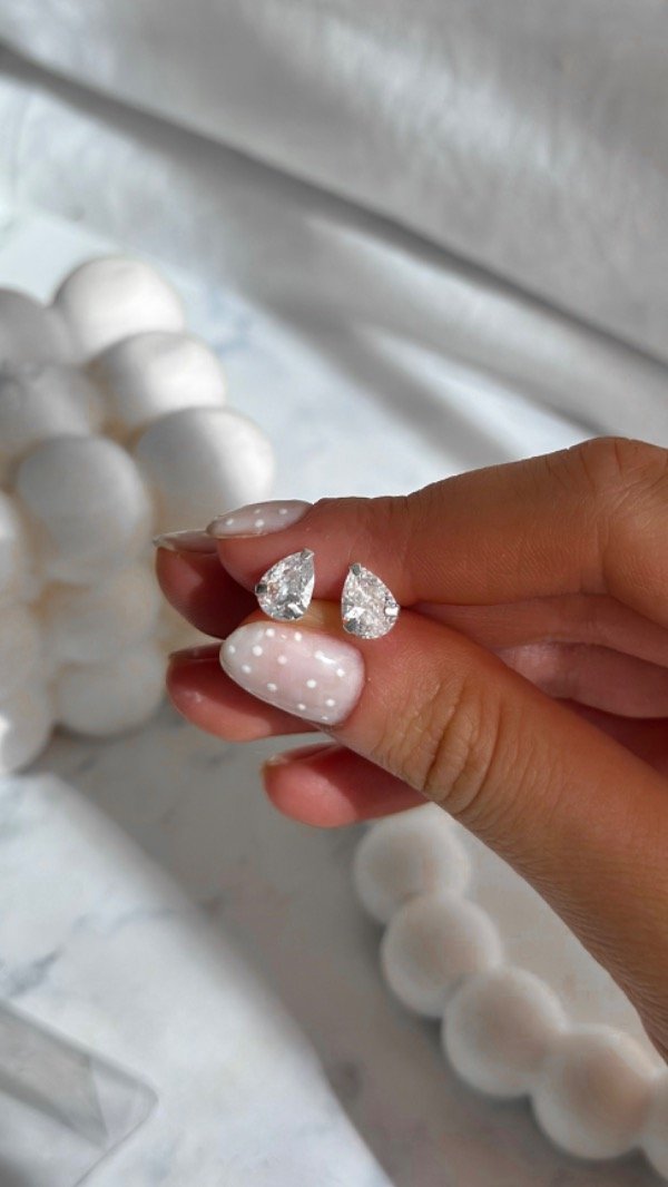 Producto - Aro gota cubic 8mm (par)