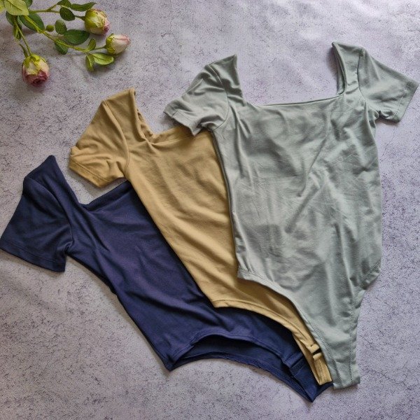 Producto - Body cuello cuadrado - talle único