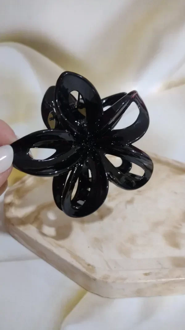Producto - BROCHE FLOR CALADA - 1