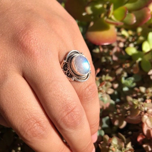 Producto - Anillo Piedra Lunar Mediana