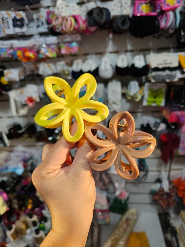 Producto - Broche Bali grande - calado