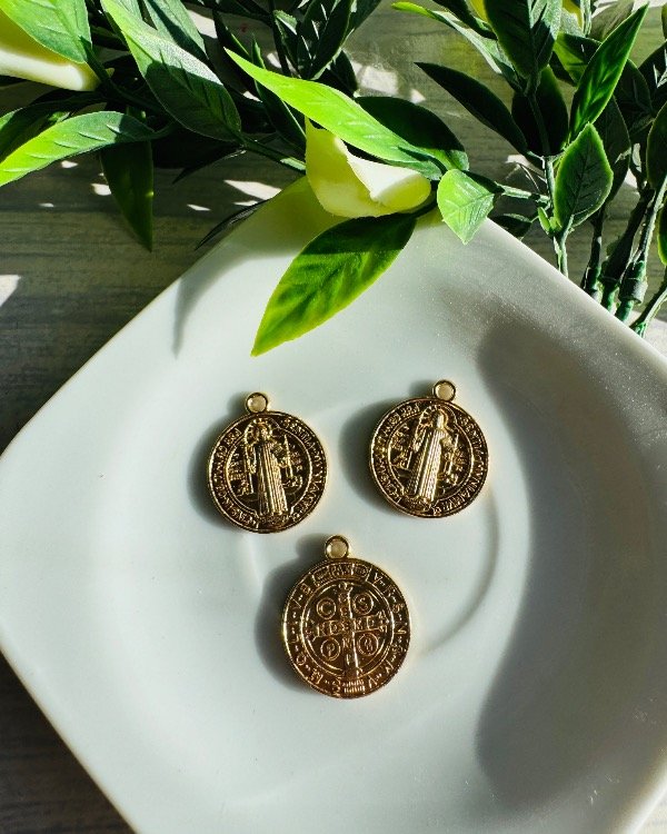 Producto - SAN BENITO ORO 19MM