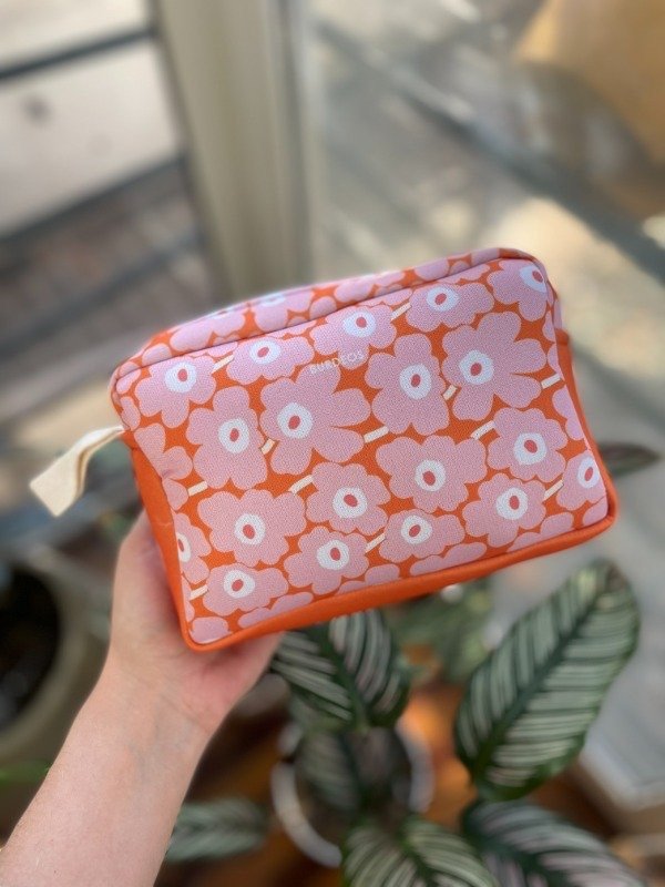 Producto - Neceser flores rosas