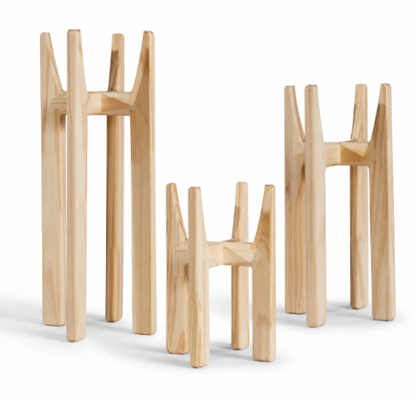 Producto - Portamaceta madera de pino - Pié Nórdico - Kit 3 unidades (30-40-55 cm)